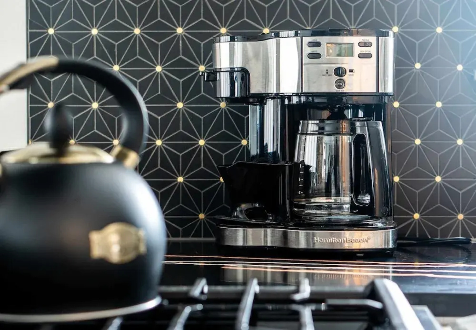 Gatsby Theme Near Downtown w Game Room, EV Charger