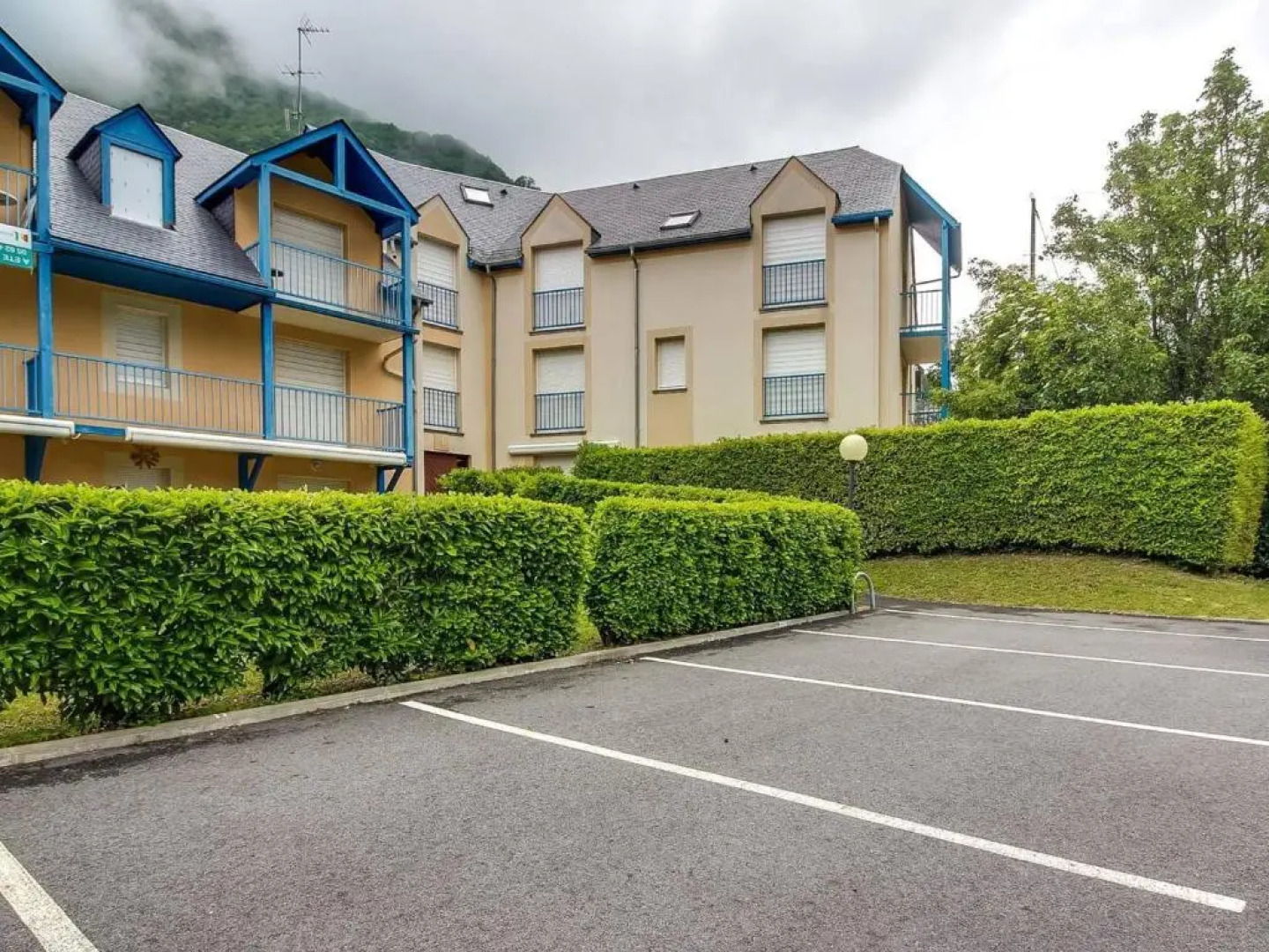 Appartement Esquièze-Sère, 3 pièces, 6 personnes - FR-1-402-24