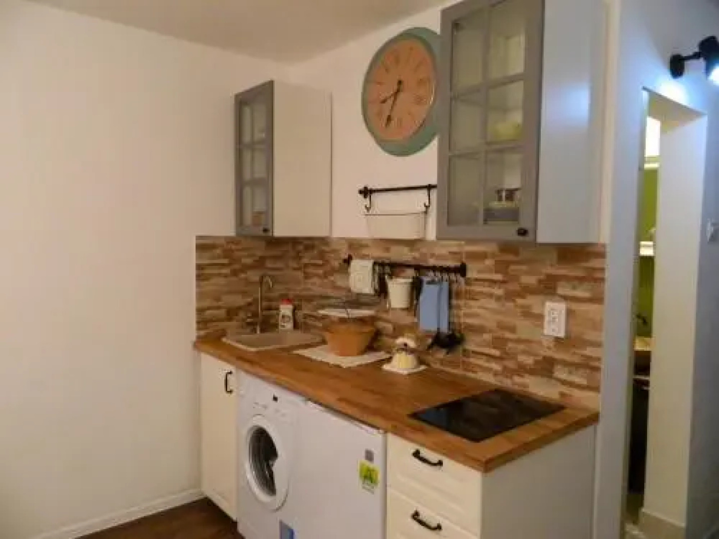 12 O'Clock Studio Bucharest