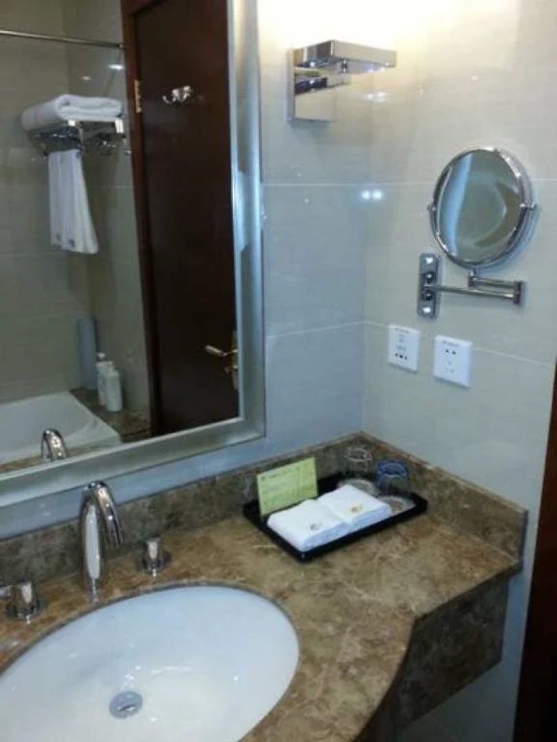 Qianhe International Hotel