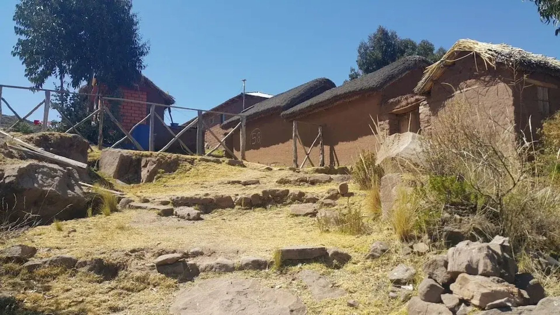 Ruphaq Wasi Lodge - Capachica - Llachon