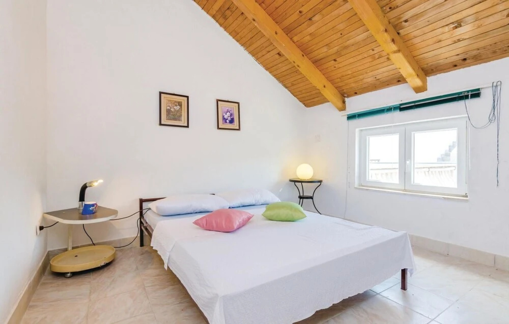 Nice Home in Sreser With Wifi and 2 Bedrooms