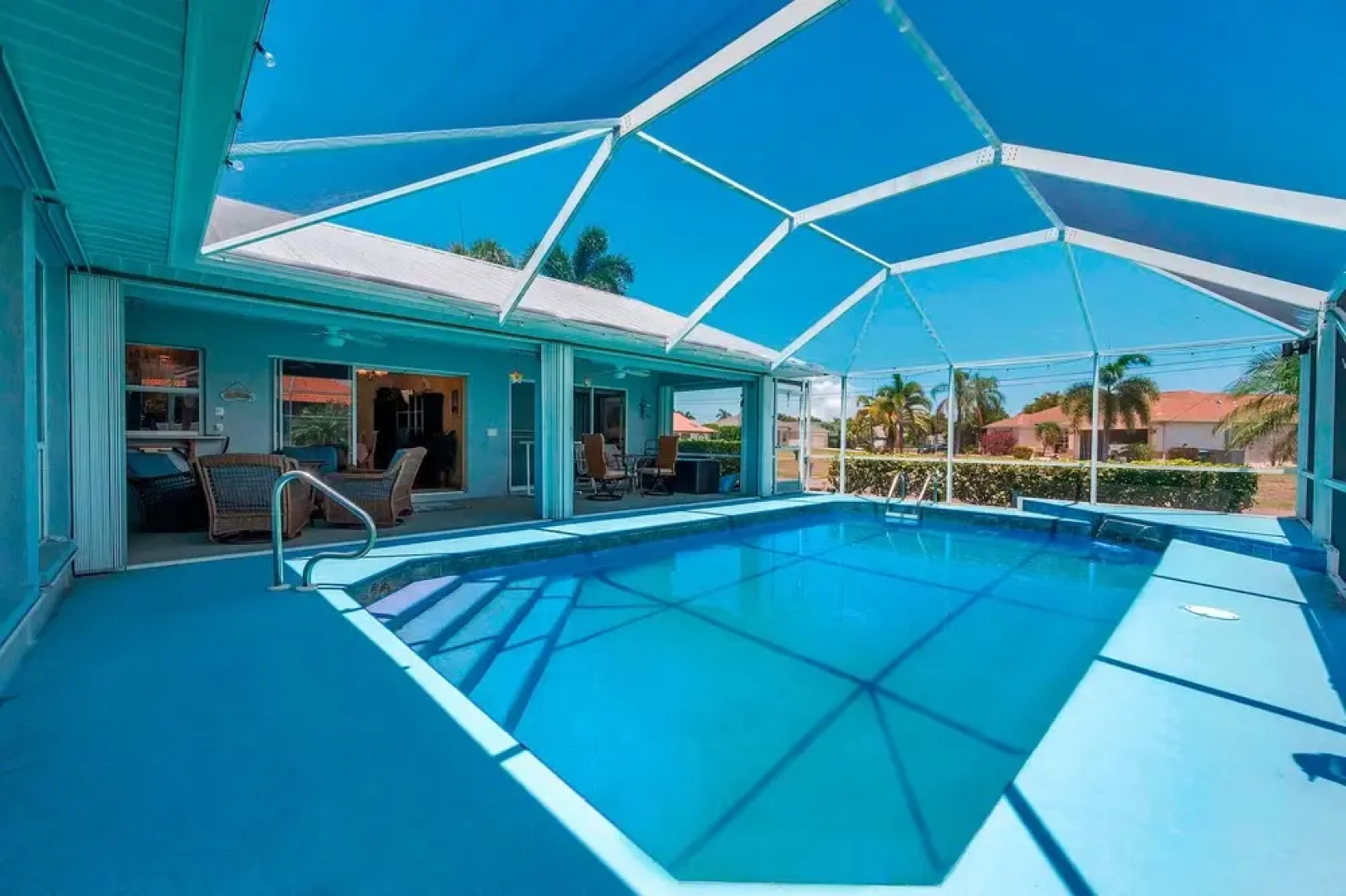 Gorgeous Villa In Cape Coral, Florida's Gulf Coast 3 Bedroom Villa by Redawning