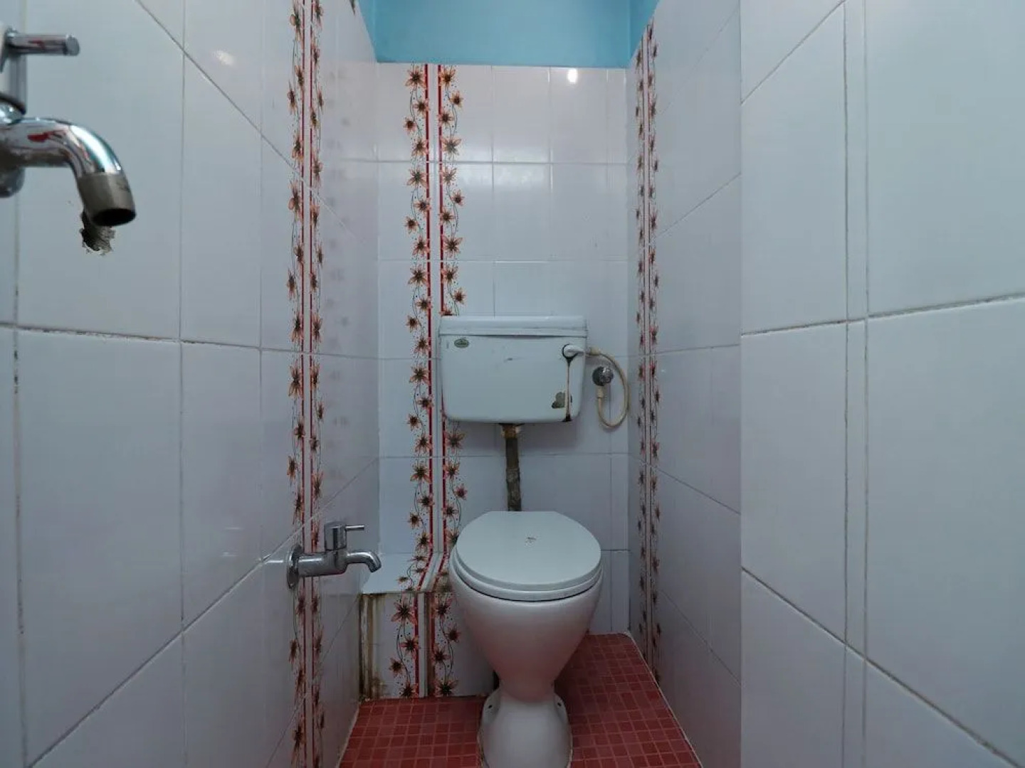 OYO 33455 Hotel Shivam