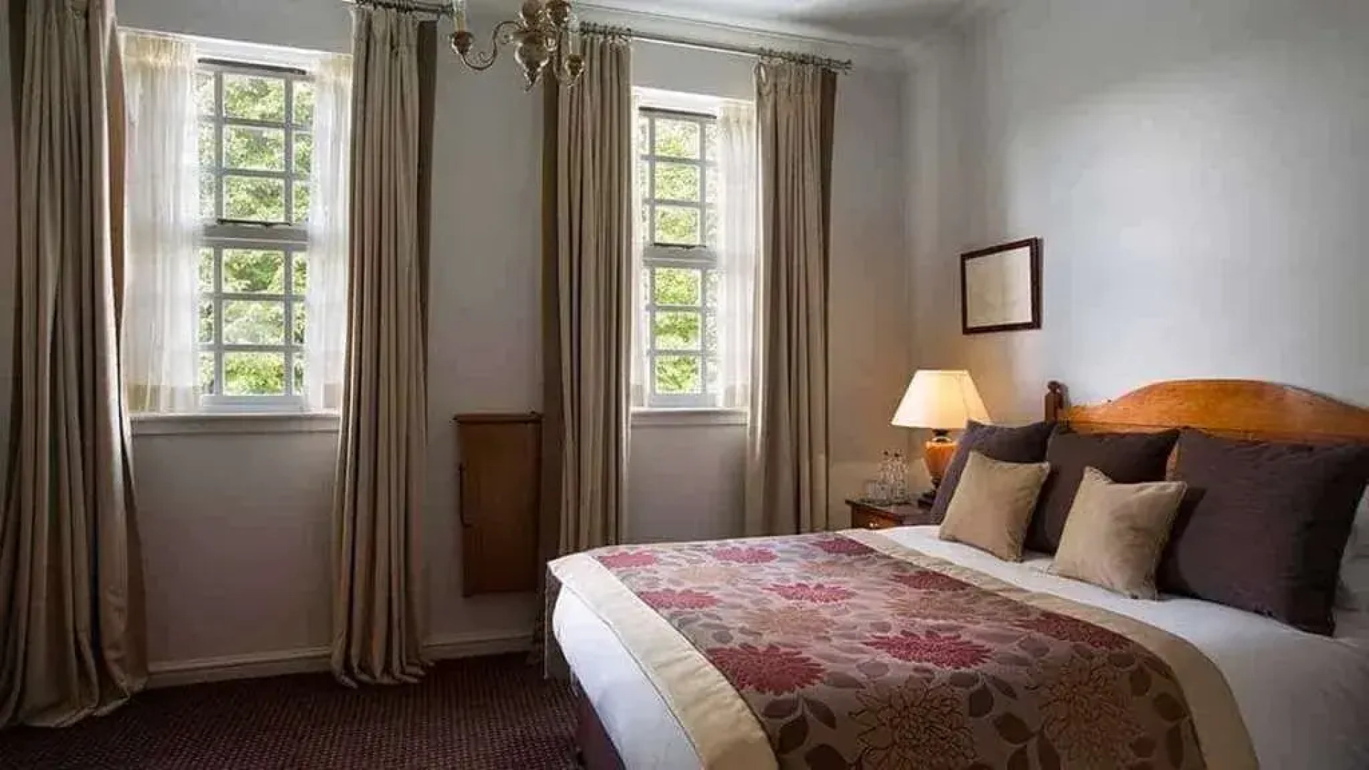 Brandshatch Place Hotel & Spa