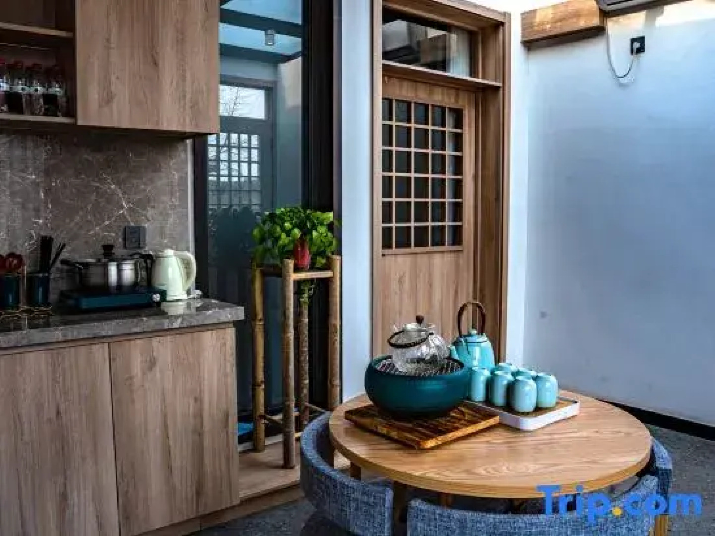 Donghai Forest Hot Spring Resort