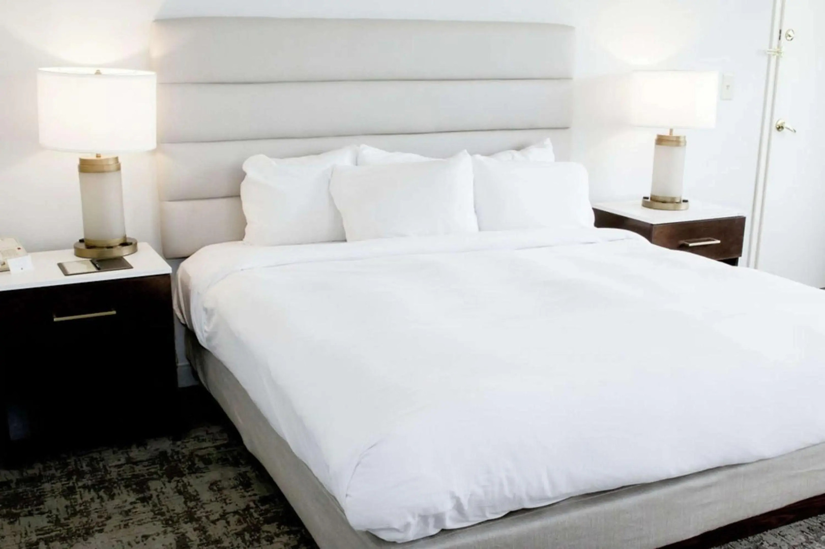 DoubleTree by Hilton Hotel Charlottesville