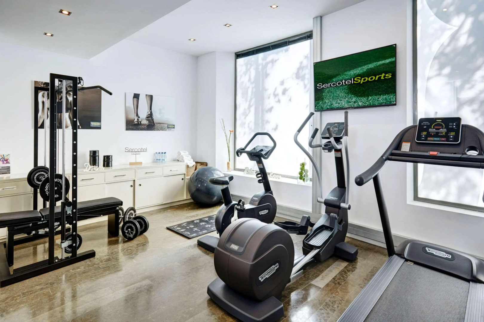 Отель Sercotel Amister Art