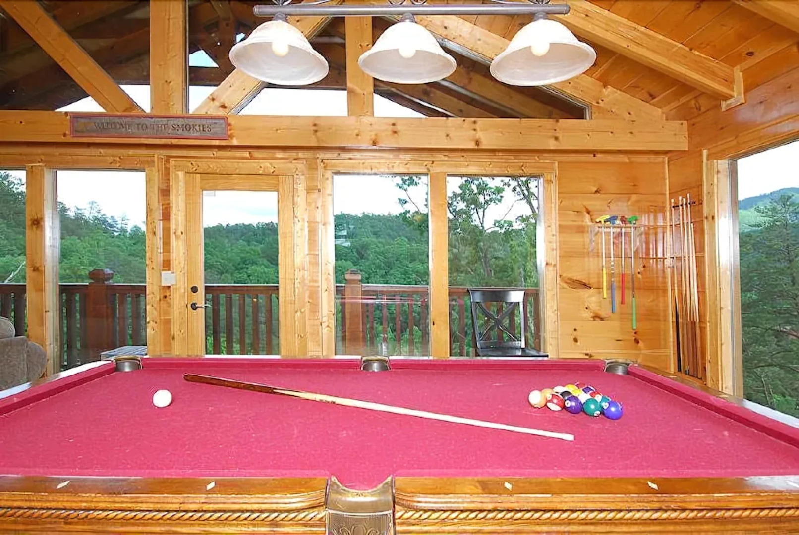 Mountain Memories - 3 Br cabin by RedAwning