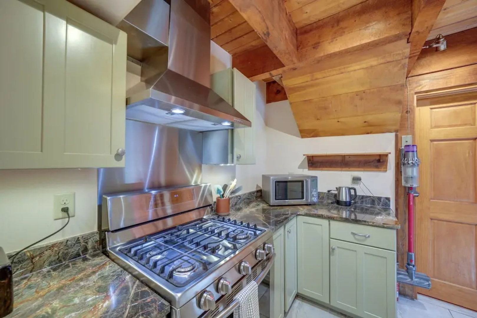 Restored Candler Log Cabin w/ Private Office!