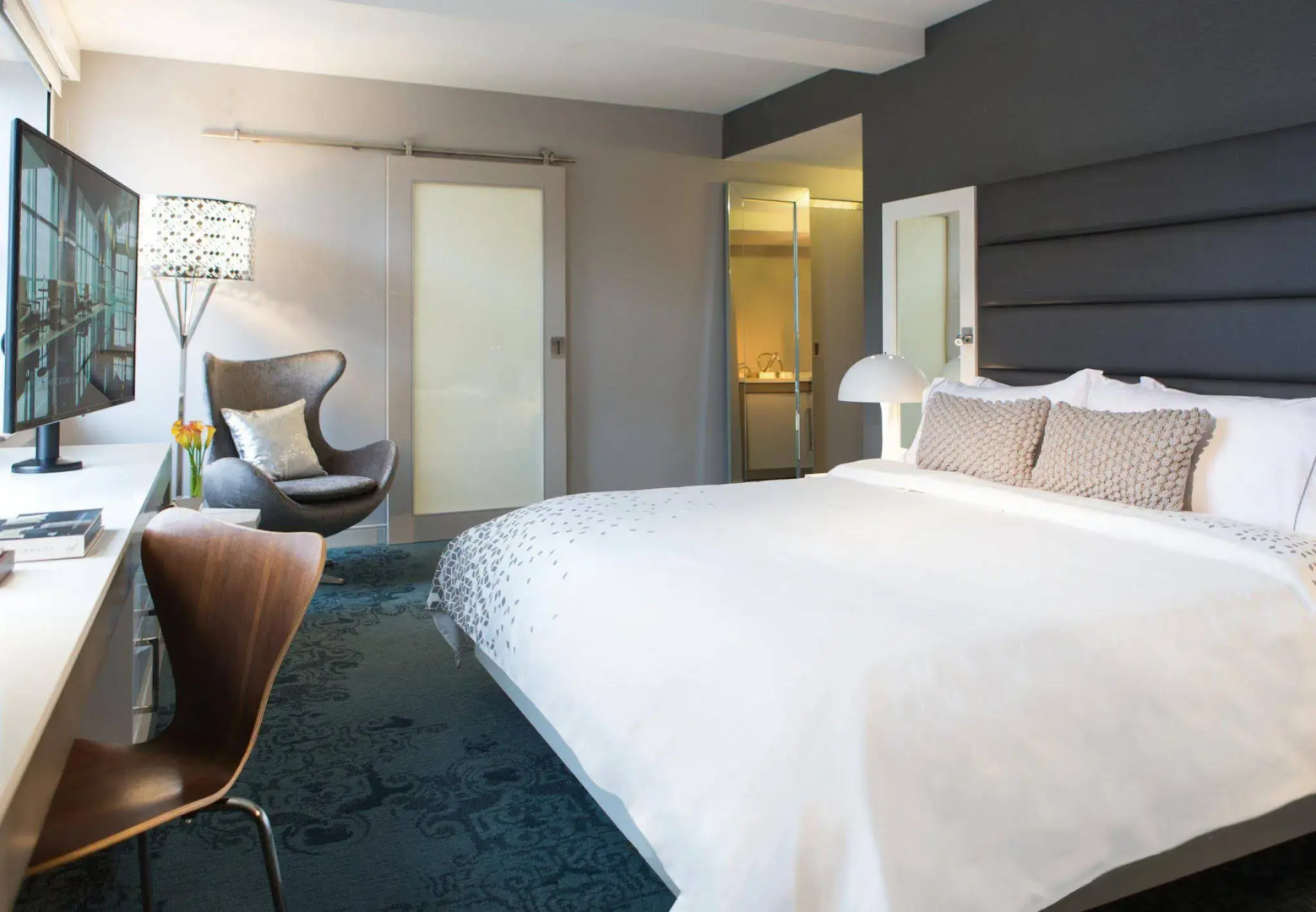 Renaissance Albany Hotel