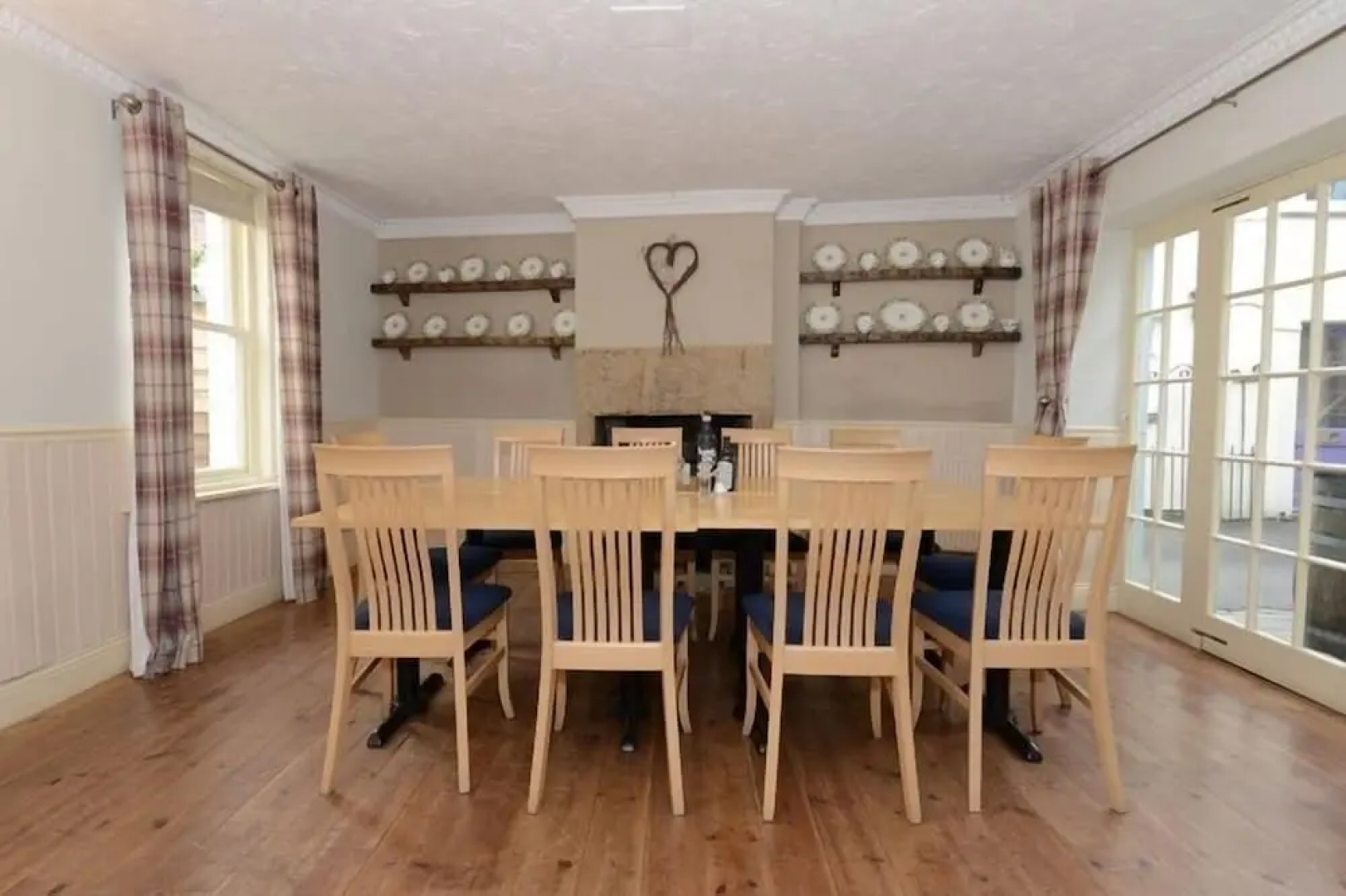 The Ilchester Arms