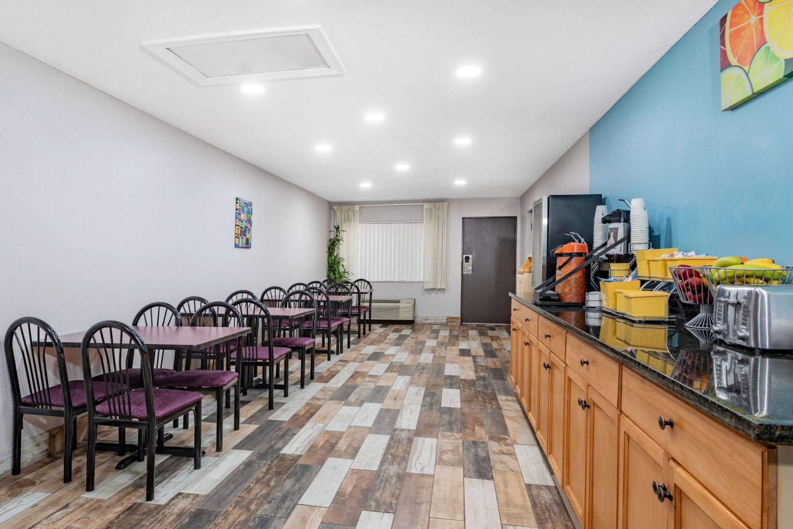 Days Inn by Wyndham N Orlando/Casselberry