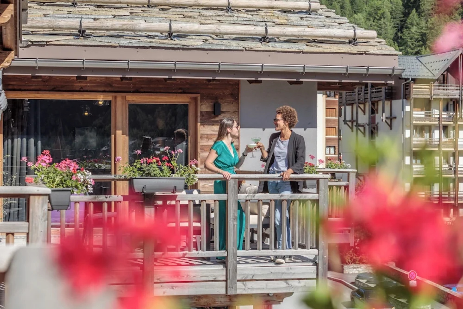 Victoria Lodge, Friendly Hotel