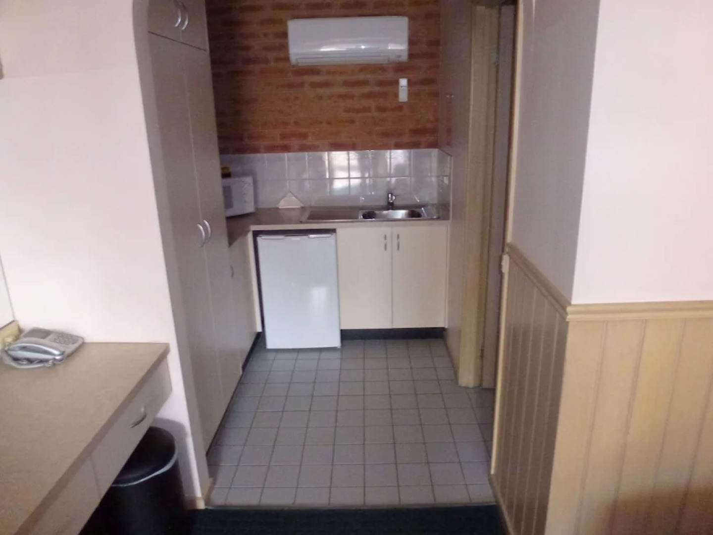 BEST WESTERN Colonial Motor Inn