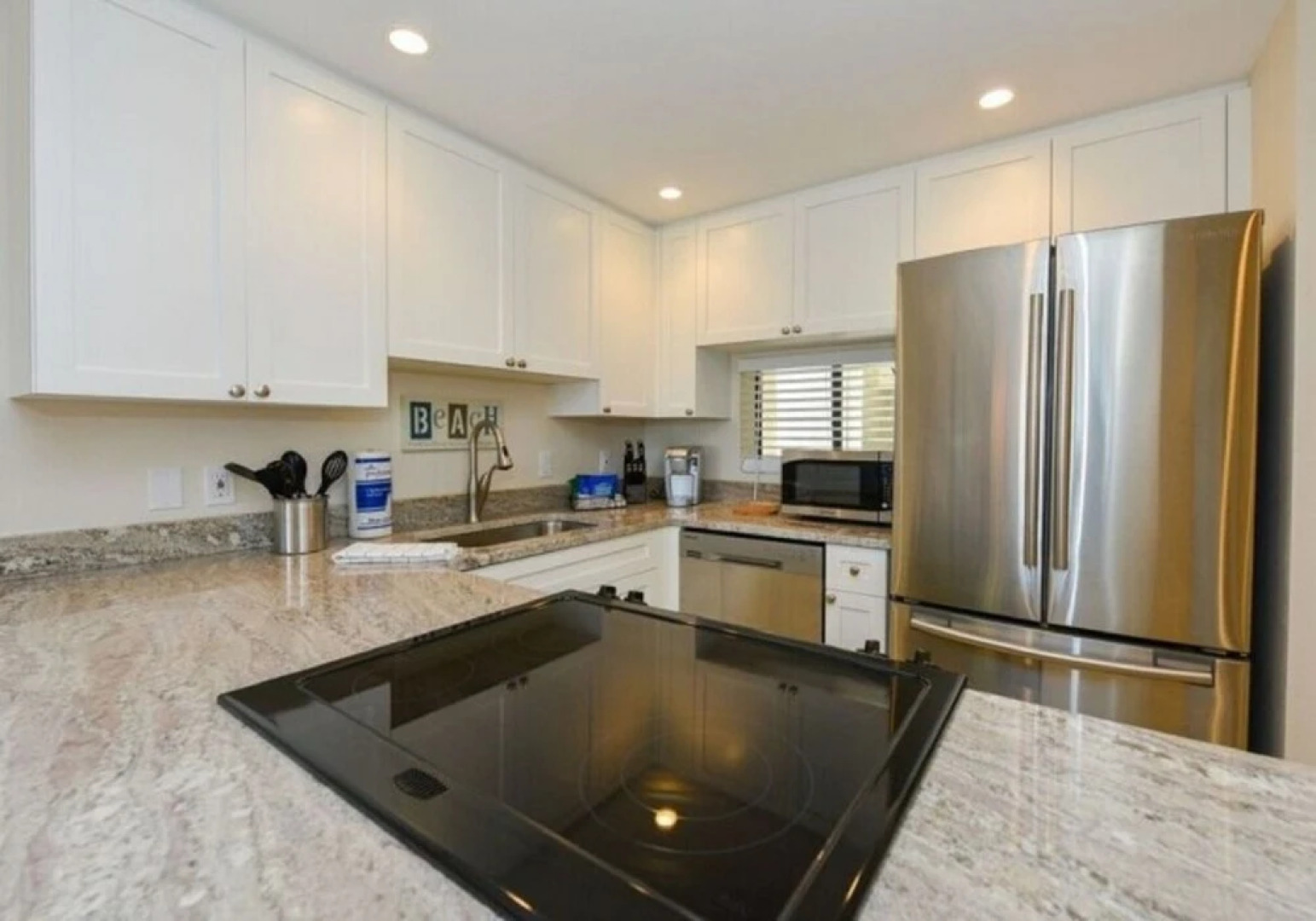 Bay Oaks by Beachside Management