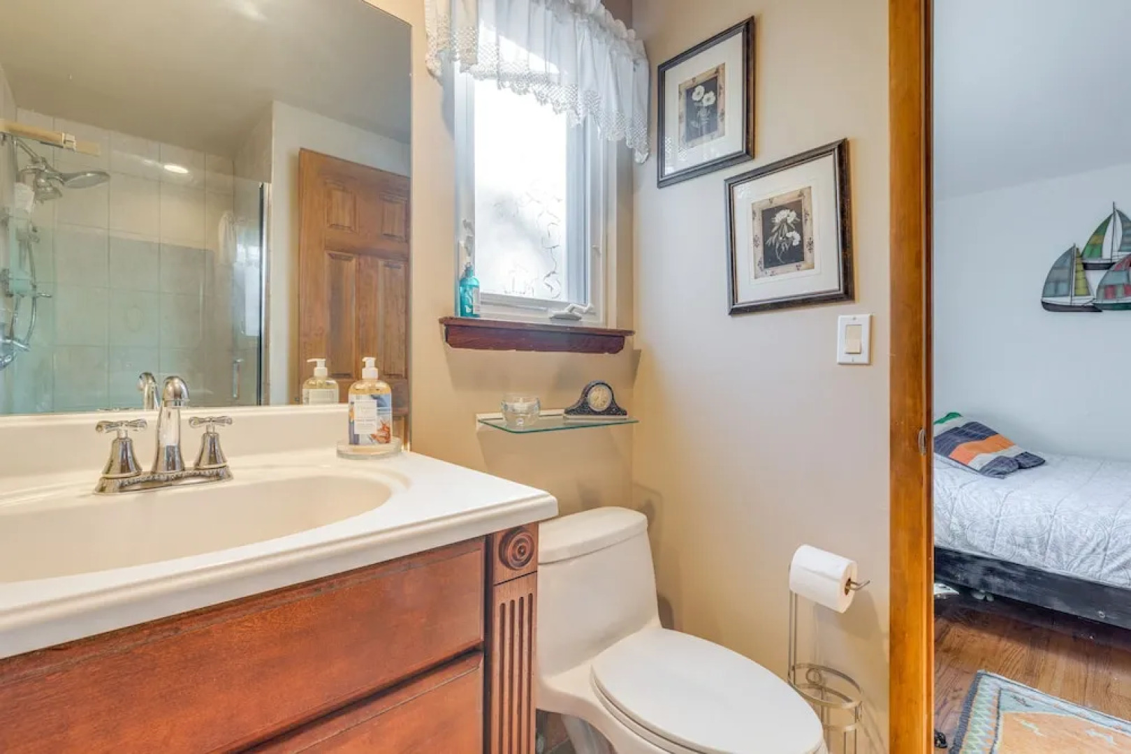 East Hampton Home w Hot Tub & Seasonal Pool