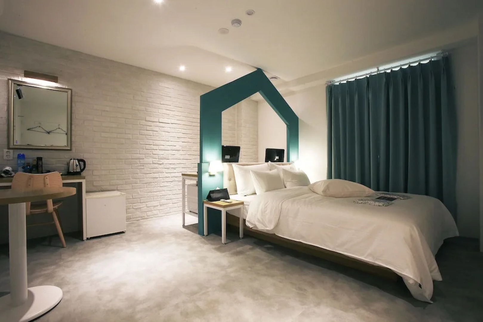 Gwangmyeong Cheolsan Blanc