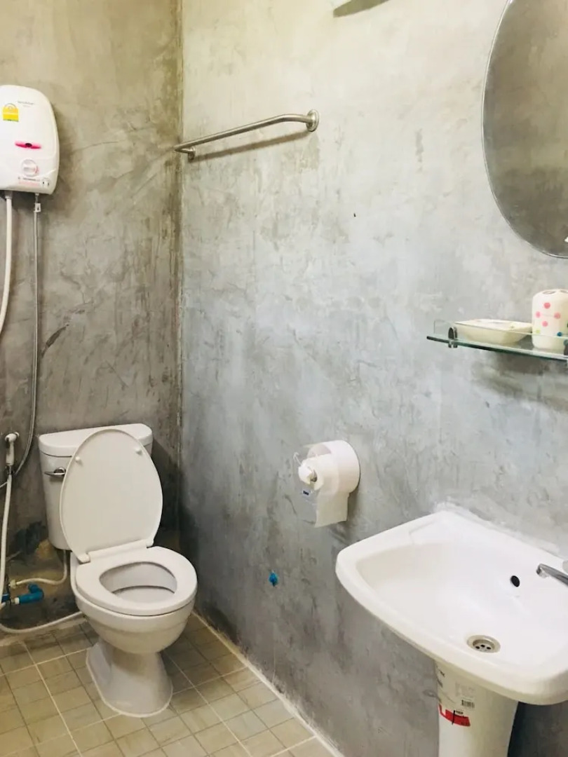 Nongbualamphu Signature