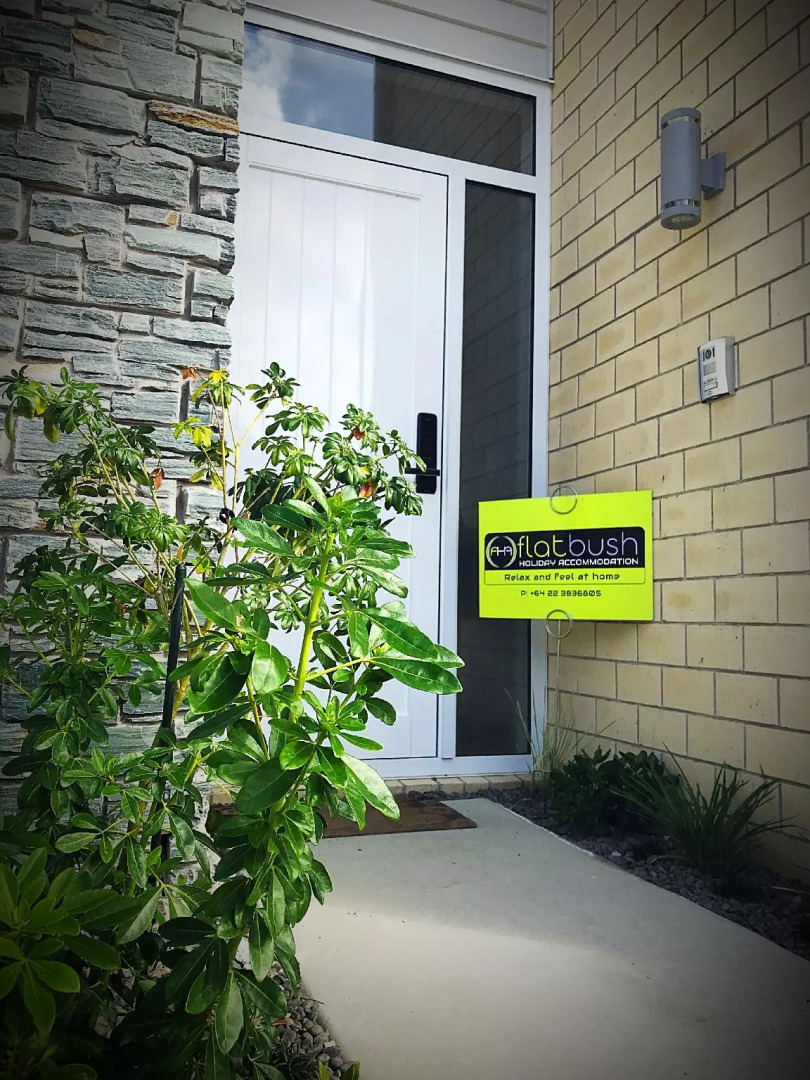 Flatbush Holiday Accommodation