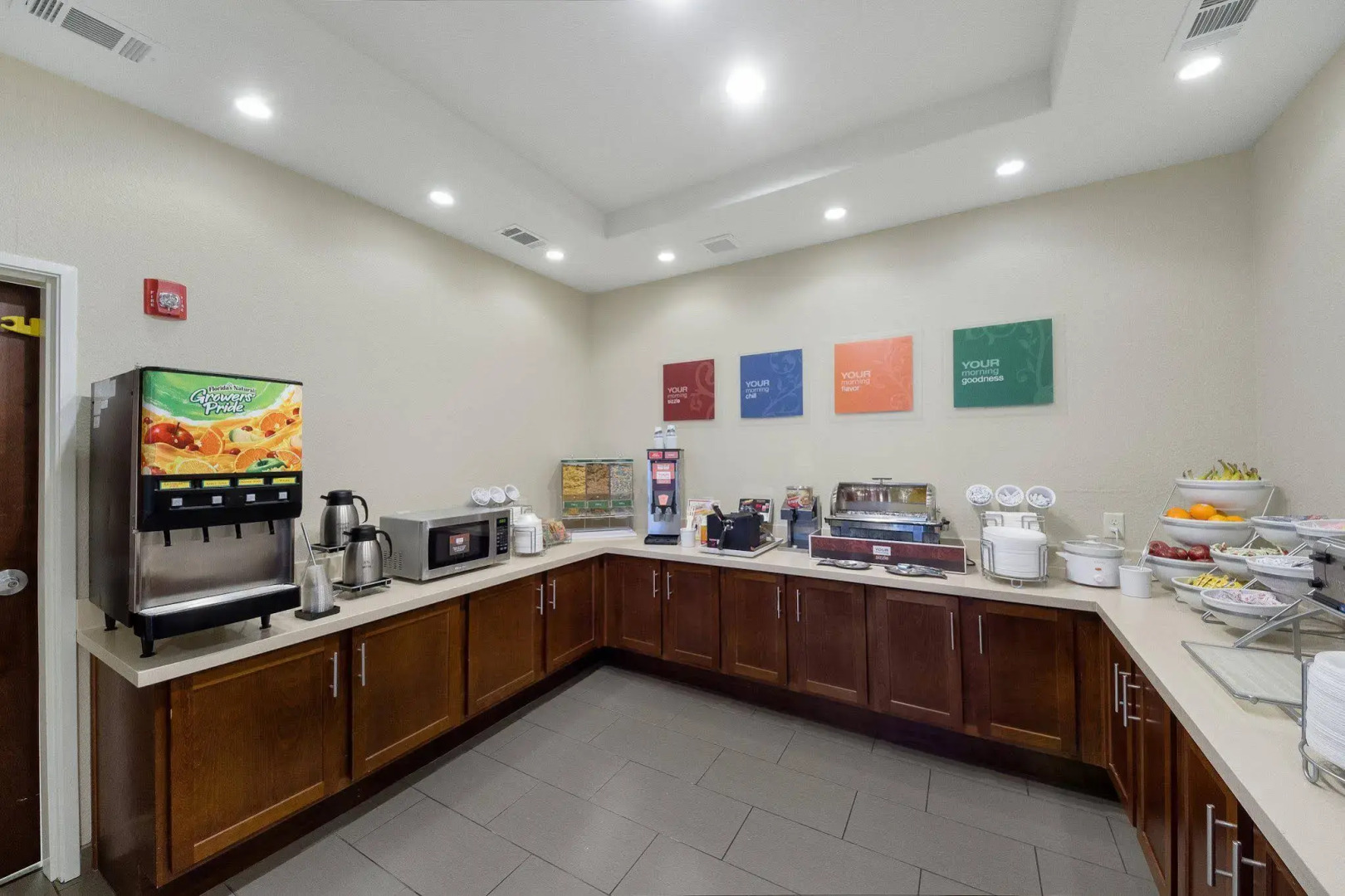 Comfort Inn & Suites Victoria North