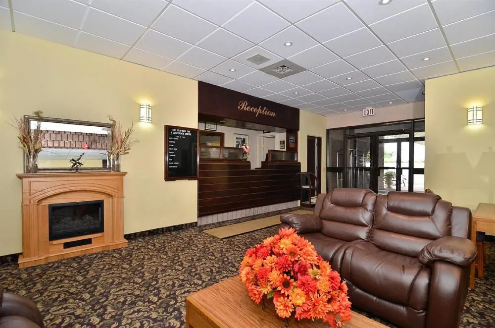 Days Inn & Conference Centre Renfrew Centre