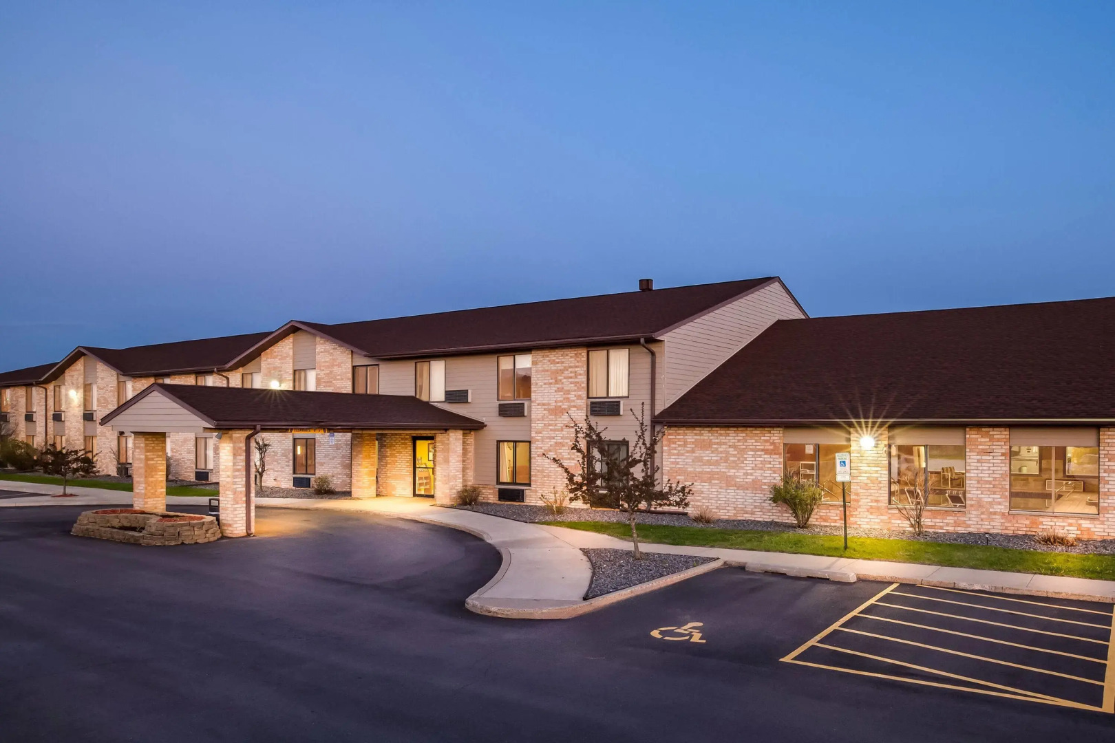 Days Inn by Wyndham Black River Falls I-94 on ATV Trail