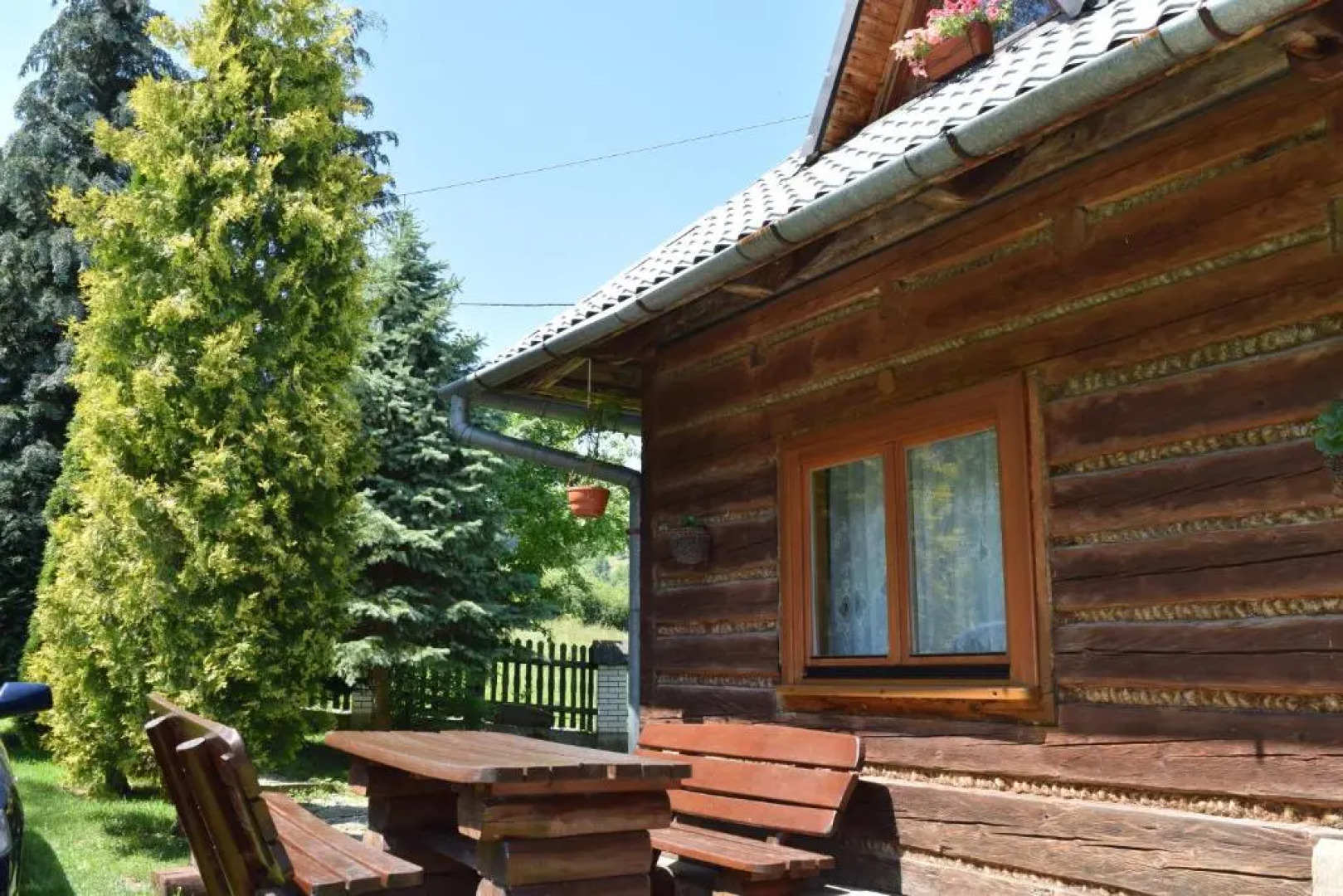 Góralska Czarcia Chata Pod Jalowcem