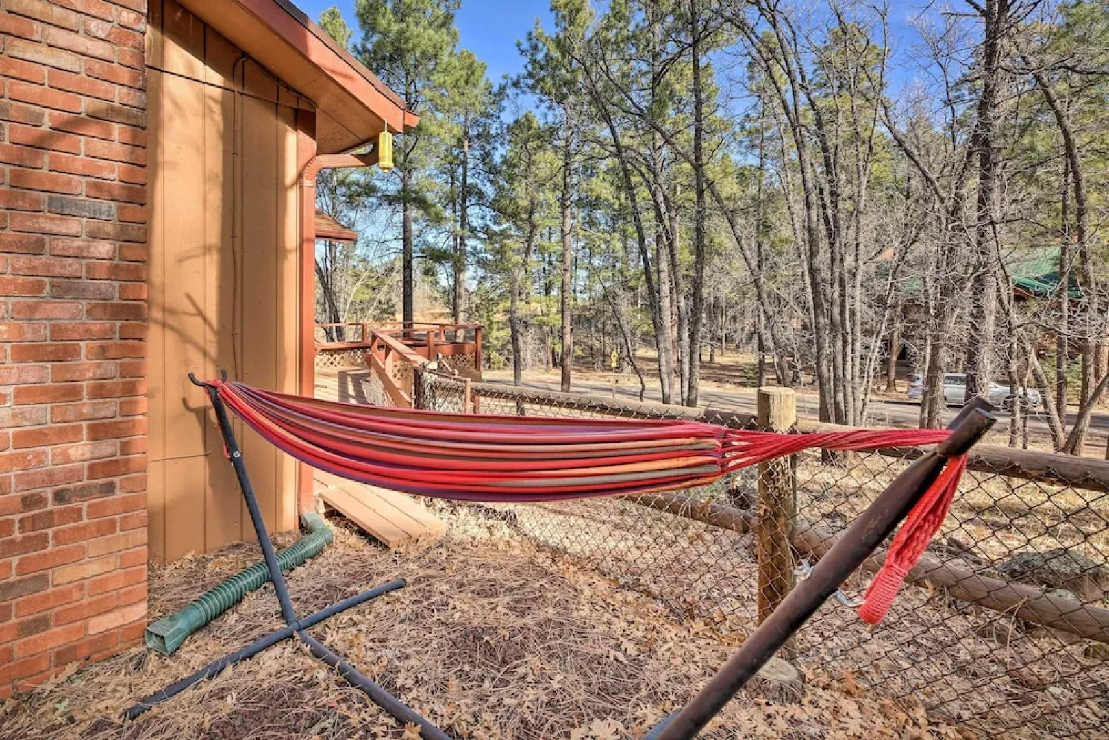 32 Mi to Sunrise Park: White Mountain Retreat