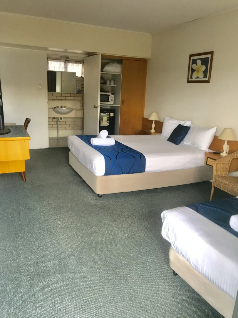 Tropical Gate Motor Inn