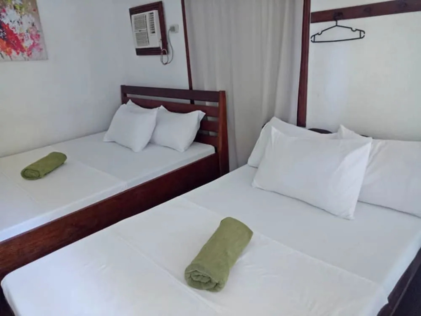 Tres Verdes Resort & Resto-Bar