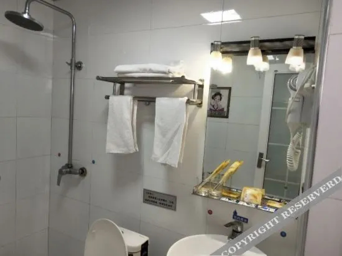 赣州86宾馆（文明大道渔湾里美食街店）