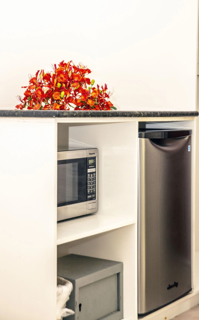 Orange Hill Beach Inn