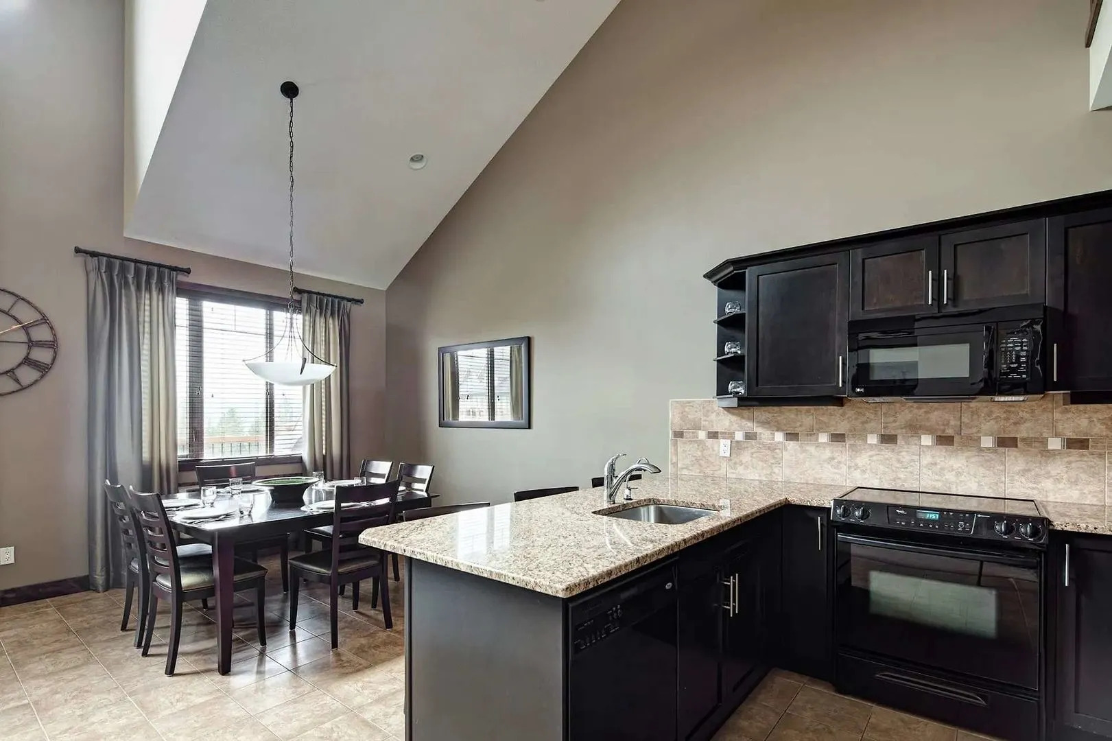 Bighorn Meadows Resort