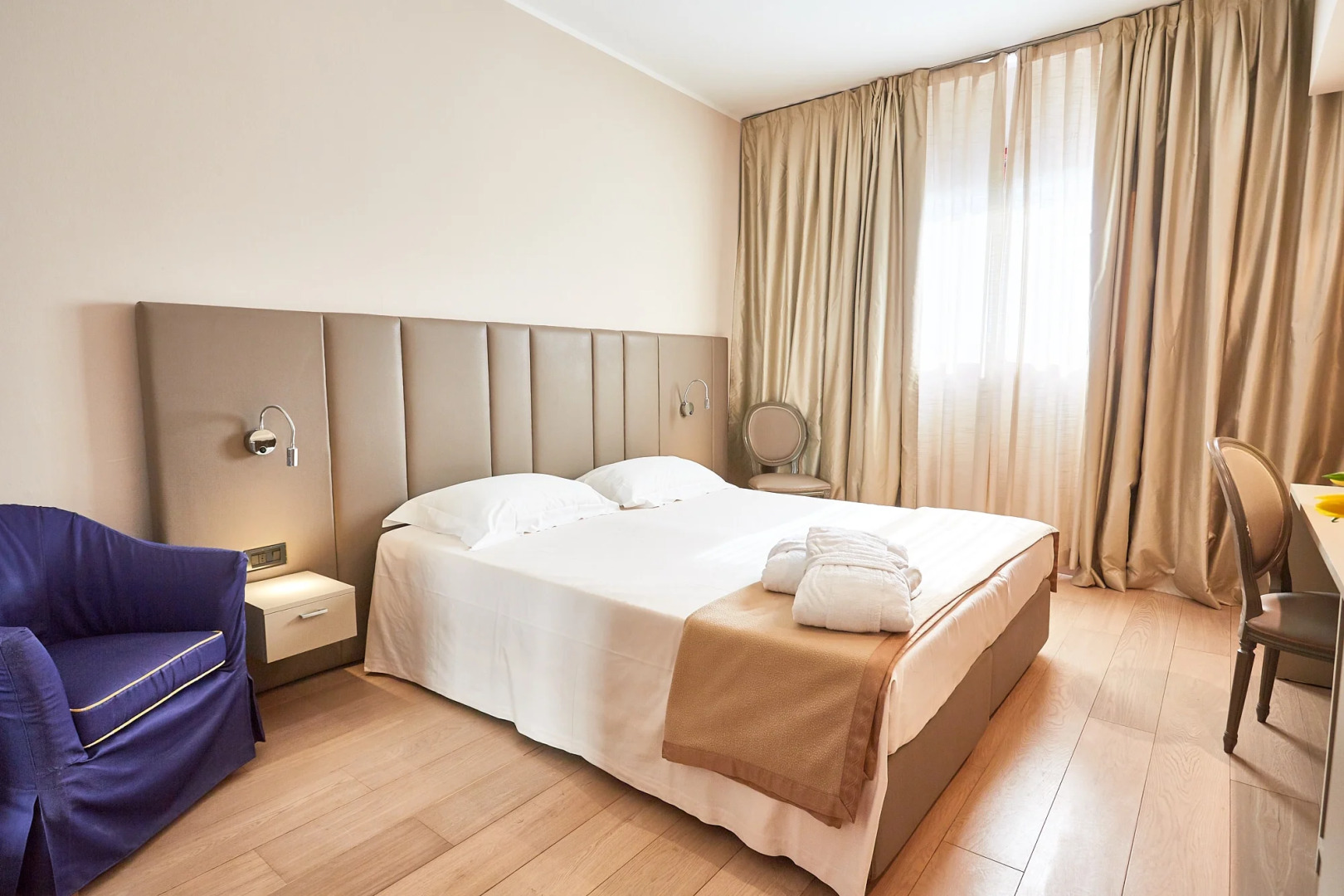 MajesticHouse Conference & Restaurant