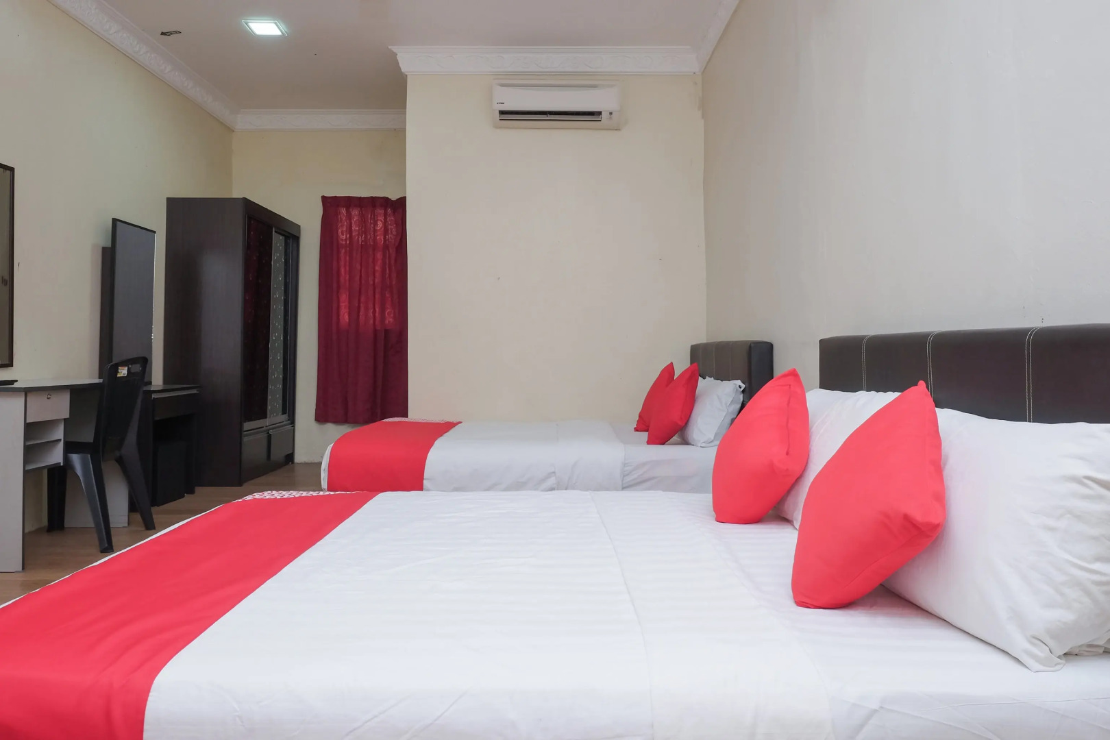 Hotel O Kay Inn Kerteh