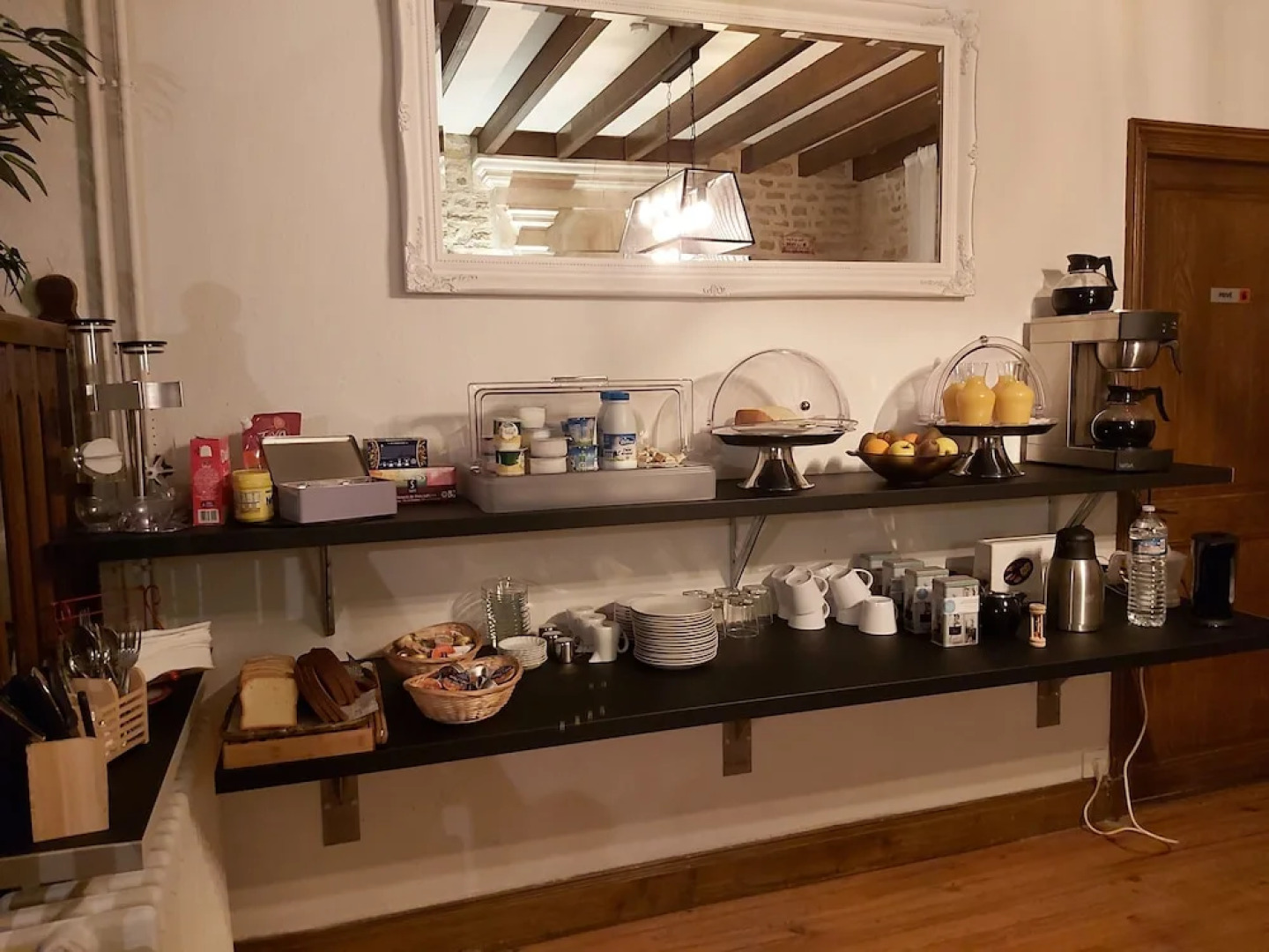 Le Logis Des Bessons