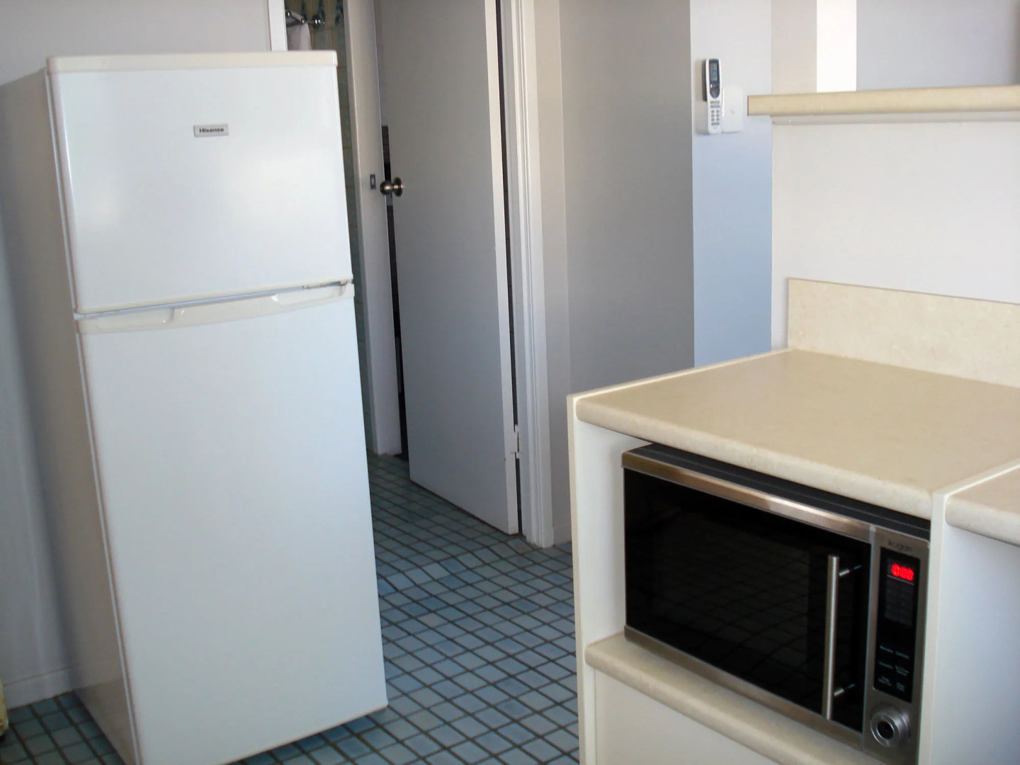 A Raceview Motor Inn