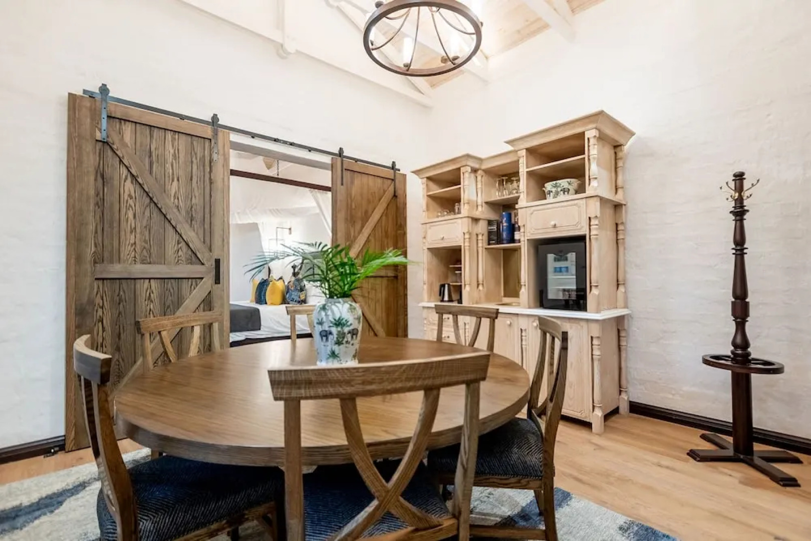 Mbano Manor Hotel Victoria Falls