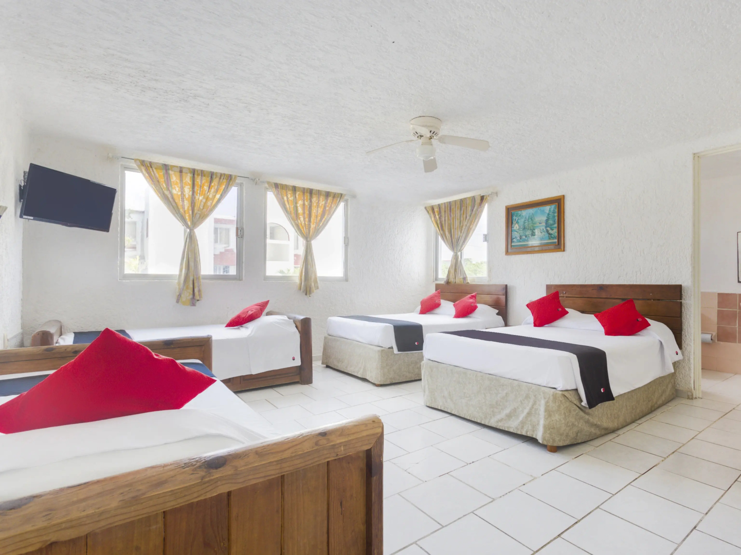 Capital O Farallon Inn