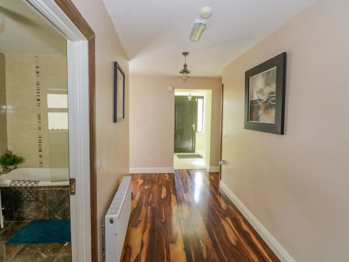 Hannon's Country Farmhouse