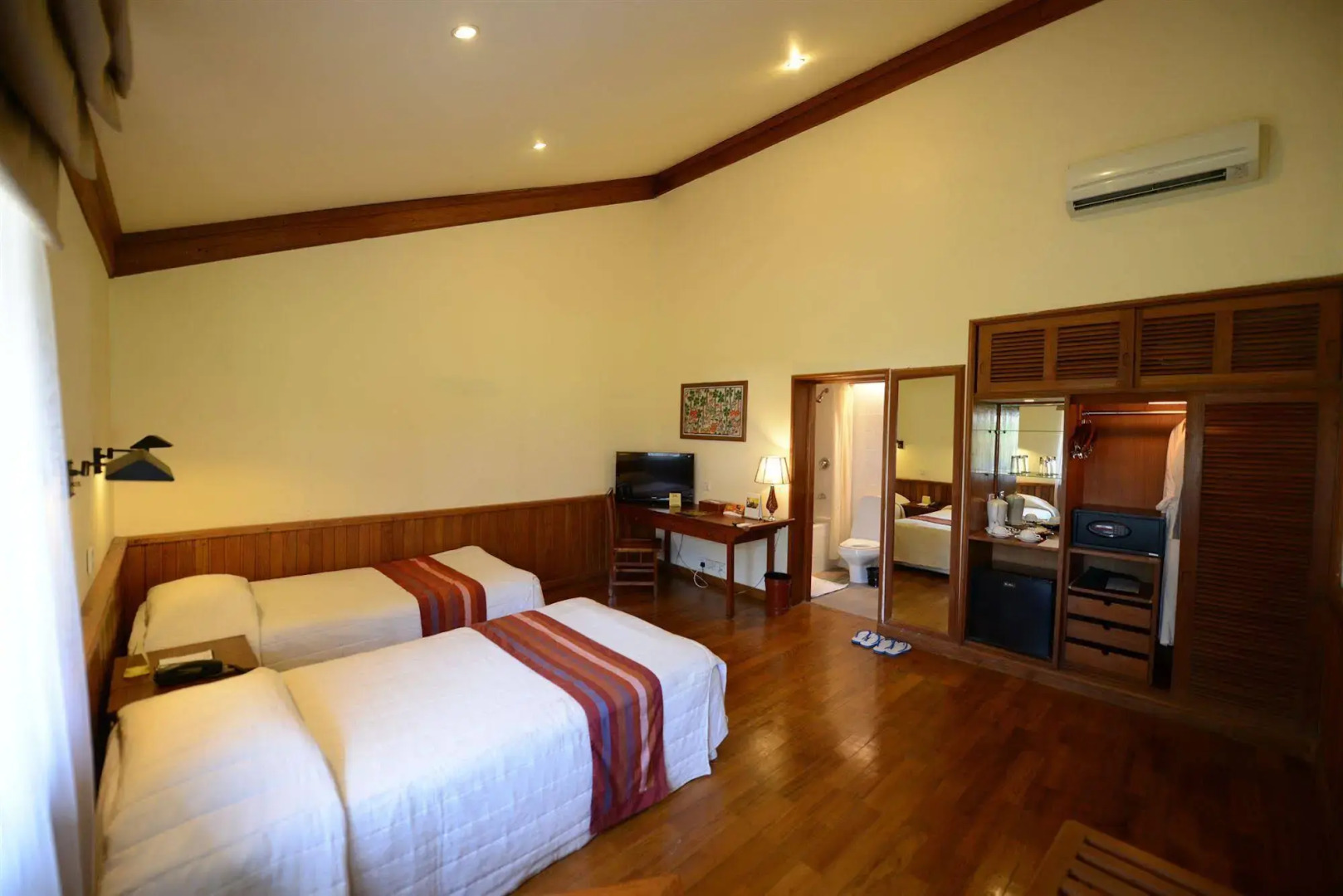 Bagan Thiripyitsaya Sanctuary Resort