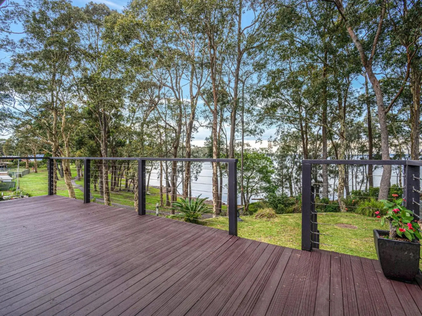 Family Getaway on the Waters Edge