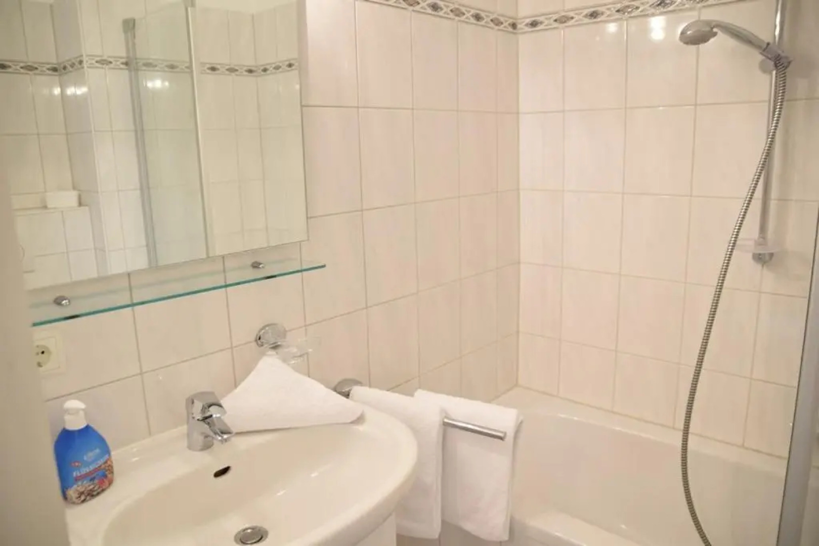 Gemütliches 2-Zimmer-Appartement mit Balkon.