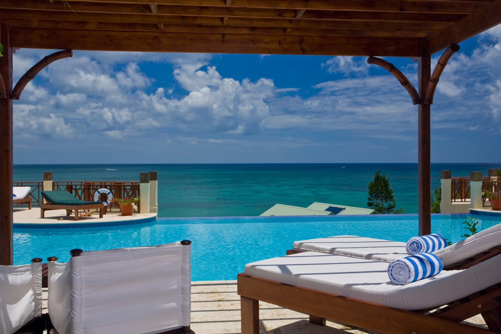 Calabash Cove Resort & Spa