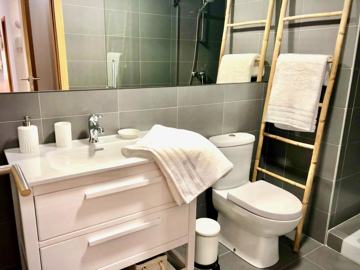 The Cliffs - Sunset Village Beach 1D