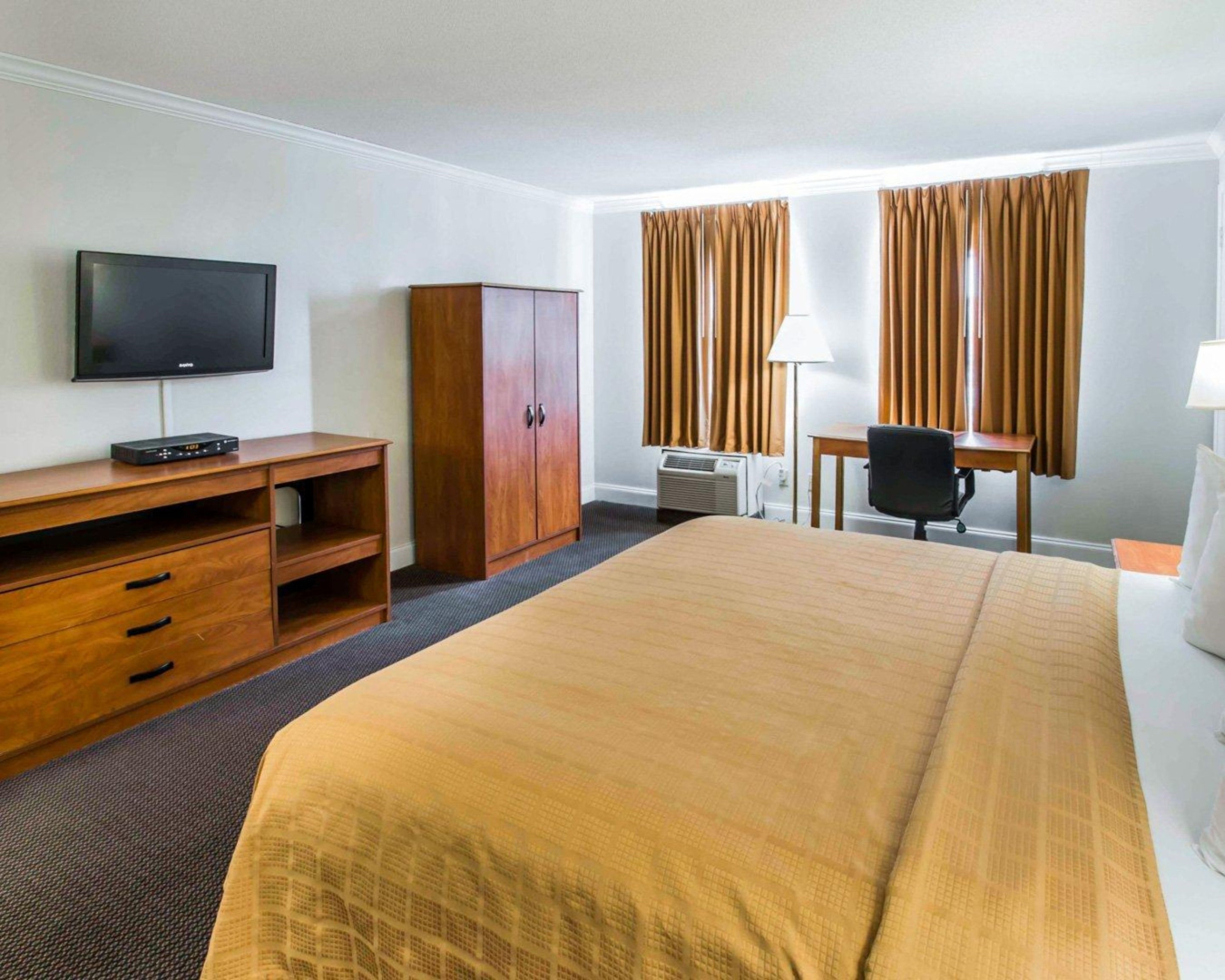 Comfort Suites Tampa Airport North