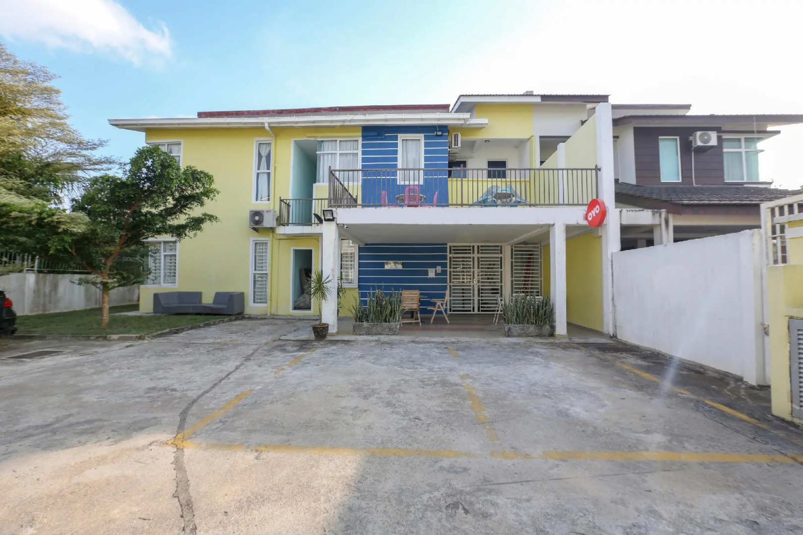 Hotel O Come Inn Premium