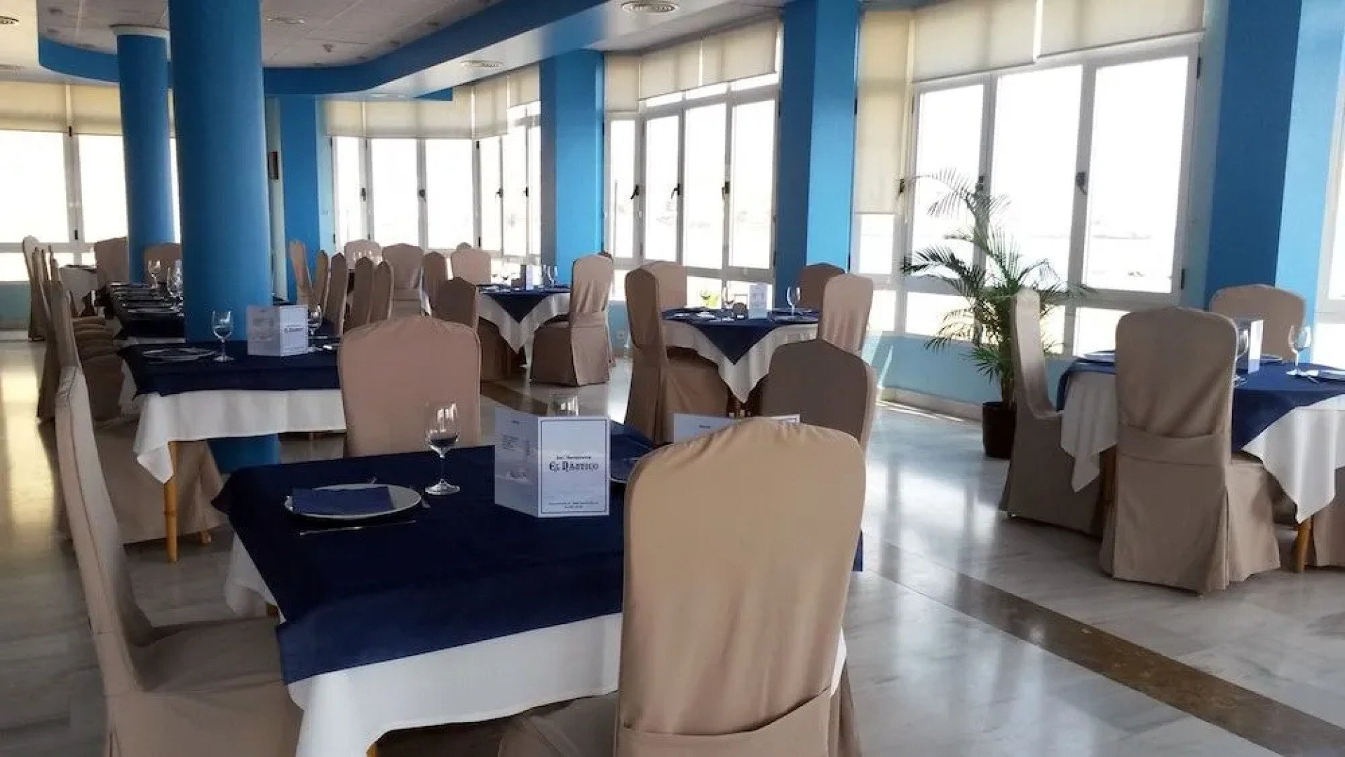 Club Nautico Aguilas - Hostel