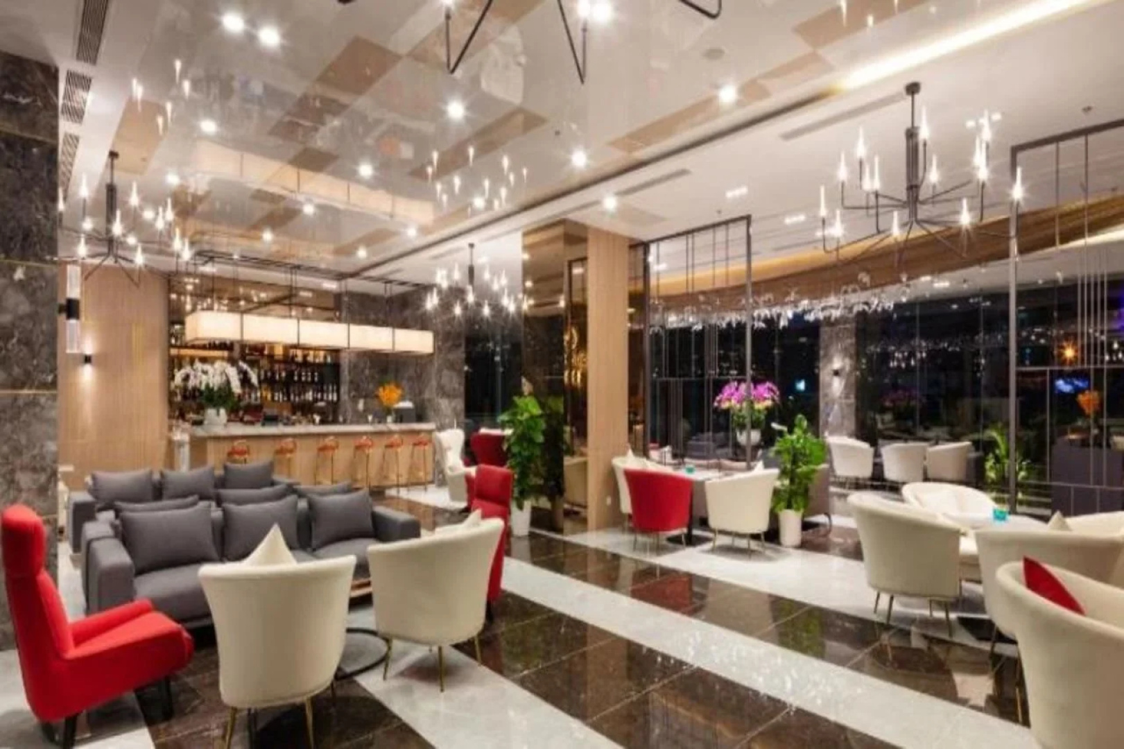 DQua Hotel